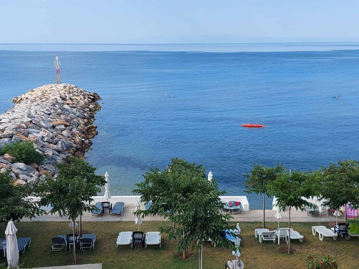 Aparthotel Pansion Alexandros By The Sea Nea Skioni Zewnętrze zdjęcie